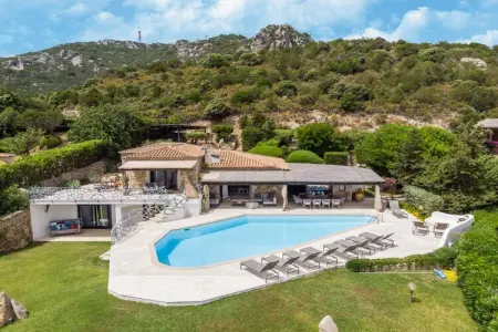 Location Villa à Porto Cervo 14 personnes