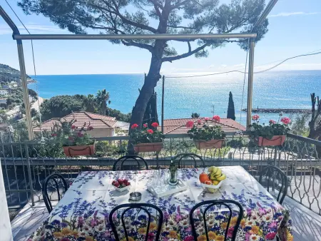 Location Maison à San Lorenzo al Mare 7 personnes