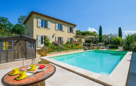 Location Maison à Mallemort 8 personnes