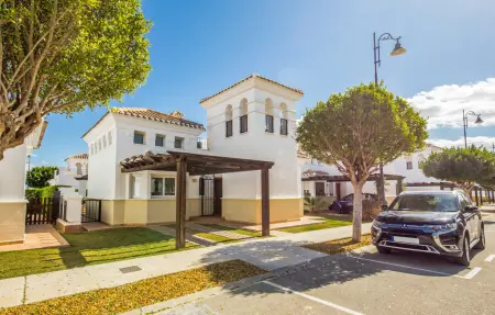 Location Maison à Roldan 4 personnes