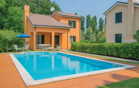 Location Maison à Albarella RO 6 personnes