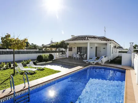 Location Maison à Deltebre 8 personnes