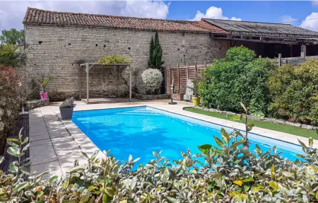 Location Maison à Fontenille St.Martin 5 personnes