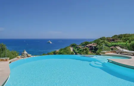 Location Maison à Porto Rotondo   OT  14 personnes