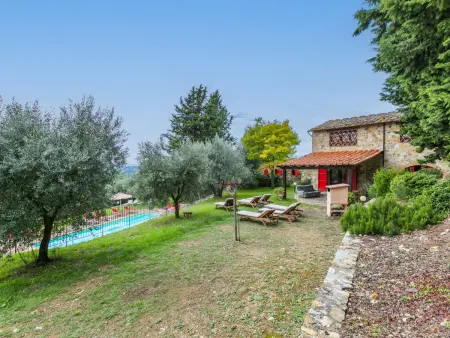 Location Gîte à Badia a Passignano 6 personnes