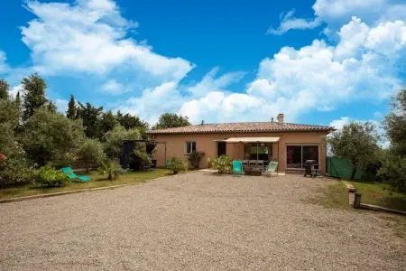 Location Villa à Montmeyan 8 personnes