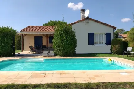 Location Villa à Vasles 6 personnes