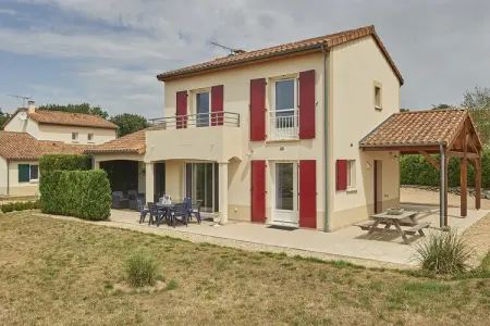 Location Villa à Vasles 4 personnes