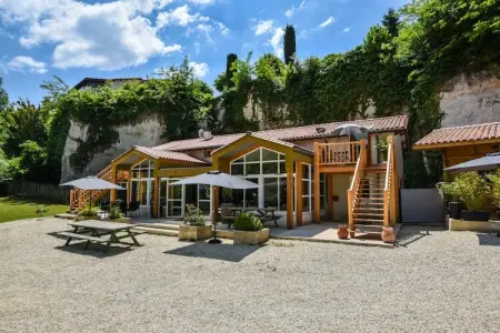 Location Villa à Aubeterre sur Dronne 14 personnes