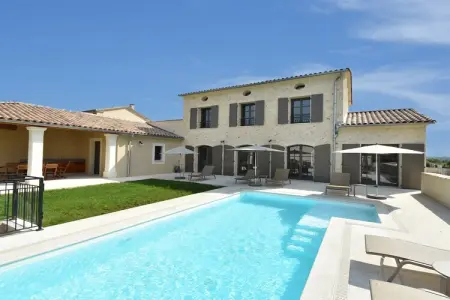 Location Villa à Uzès   Garrigues Sainte Eulalie 8 personnes
