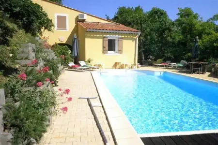 Location Villa à Saint Paul trois Chateaux 7 personnes