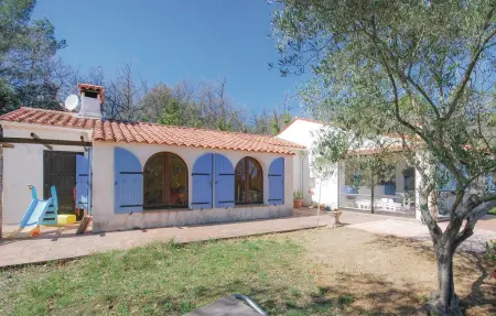 Location Maison à Bagnols en Foret 8 personnes