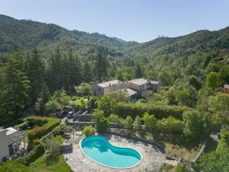 Location Maison à Pignone 5 personnes