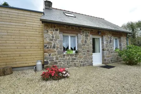 Location Maison à Saint Gilles les Bois 4 personnes