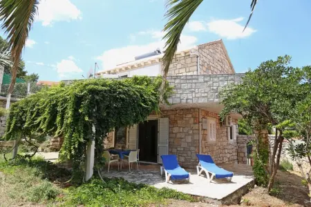 Location Maison à Lumbarda 6 personnes