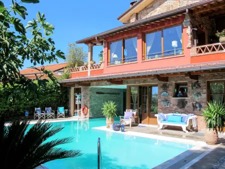 Location Villa à Corsanico 9 personnes