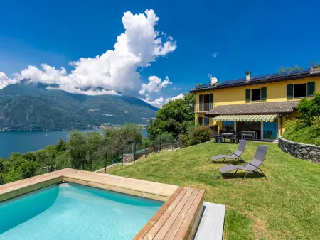 Location Maison à Varenna 4 personnes