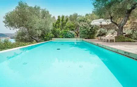 Location Maison à S.Marco Castellabate 18 personnes