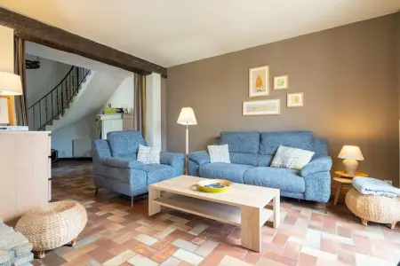 Location Villa à Vieussan 7 personnes