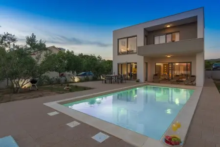 Location Villa à Turanj 10 personnes