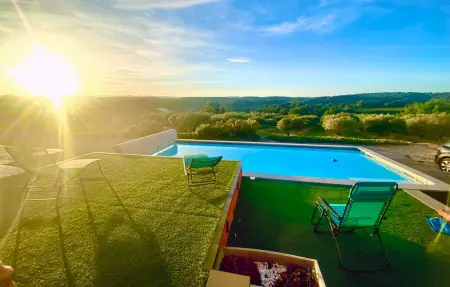 Location Maison à Quarante 6 personnes