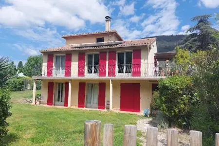 Location Villa à Roquebrun 8 personnes
