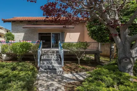 Location Maison à Turanj 6 personnes