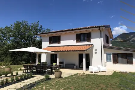 Location Maison à Bagni di Lucca 8 personnes