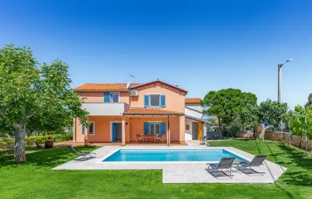 Location Maison à Banjole 5 personnes