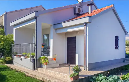 Location Maison à Kastel Novi 5 personnes