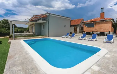 Location Maison à Dugogabe 7 personnes