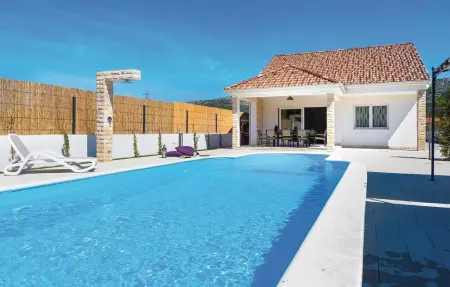 Location Maison à Sibenik 8 personnes