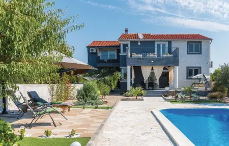 Location Maison à Skradin Dubravice 8 personnes