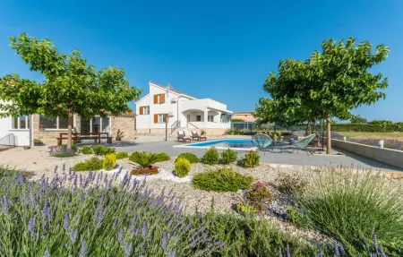 Location Maison à Debeljak 8 personnes