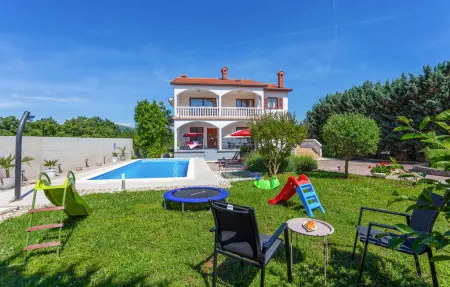 Location Maison à Nedescina 8 personnes