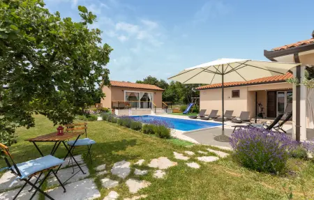 Location Maison à Kunj 6 personnes