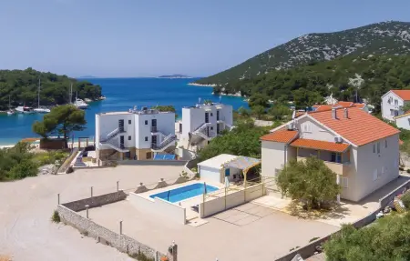 Location Maison à Tribunj 18 personnes