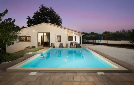 Location Maison à Marcana 6 personnes