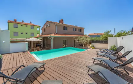 Location Maison à Medulin 8 personnes