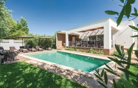 Location Maison à Pomer 8 personnes