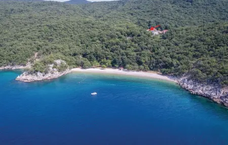 Location Maison à Cres 5 personnes