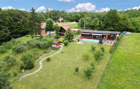 Location Maison à Rakov Potok 8 personnes