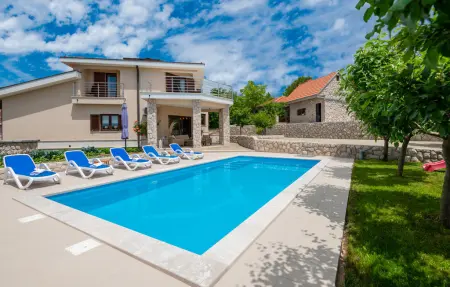 Location Maison à Vinjani Gornji 8 personnes