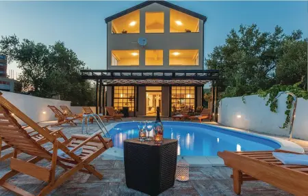 Location Maison à Sv. Petar Na Morv 16 personnes