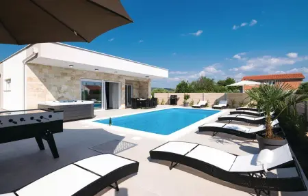 Location Maison à Sukosan 8 personnes