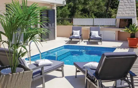 Location Maison à Gradina 8 personnes