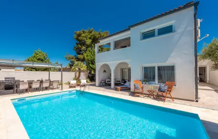 Location Maison à Vrsi Mulo 10 personnes