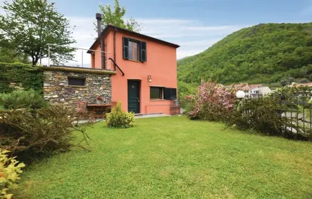 Location Maison à Pieve di Teco 4 personnes