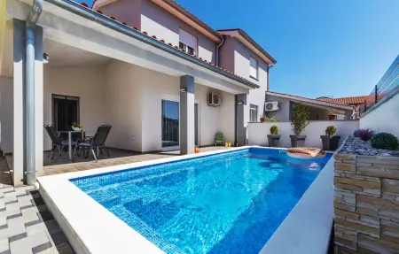 Location Maison à Skatari 6 personnes