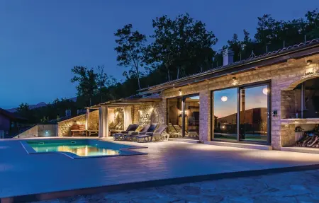 Location Maison à Kijevo 8 personnes